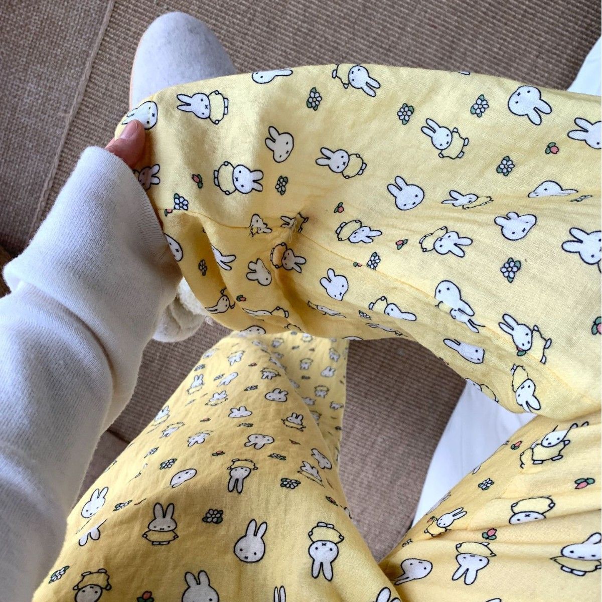 Gele Miffy pyjamabroek van 100 - Baby Nursery Yellow recensie en prijs